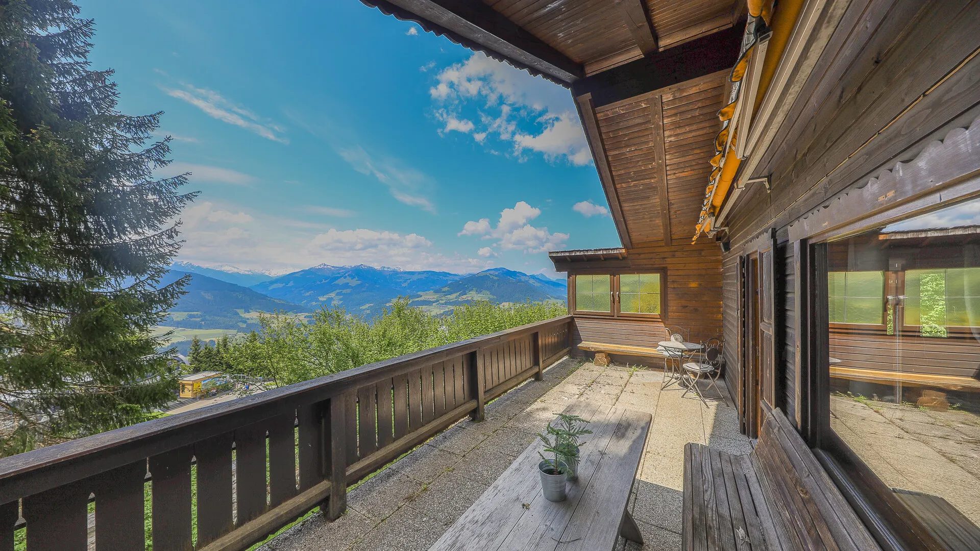 KITZIMMO-Berghütte in Alleinlage in den Kitzbüheler Alpen kaufen.-10-16