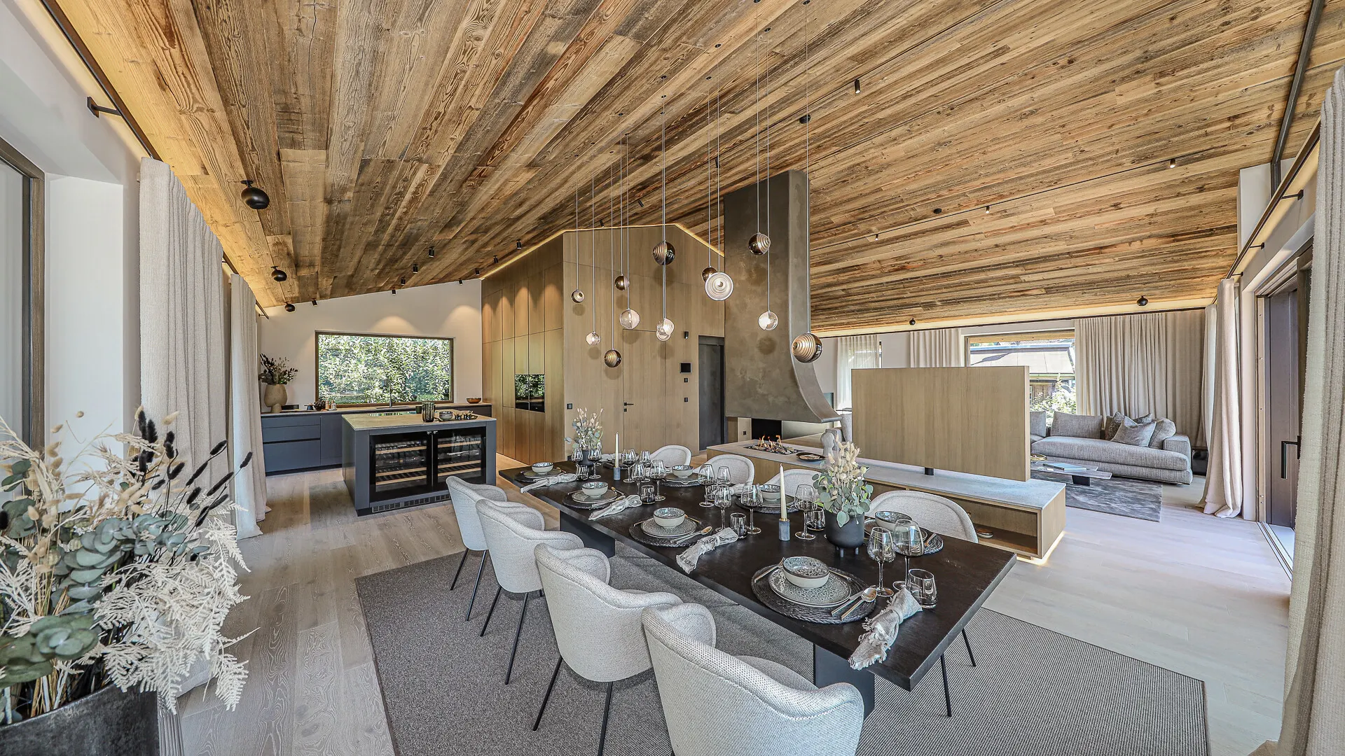 KITZIMMO-Luxusvilla mit Pool in Toplage kaufen - Immobilien Brixen im Thale.
