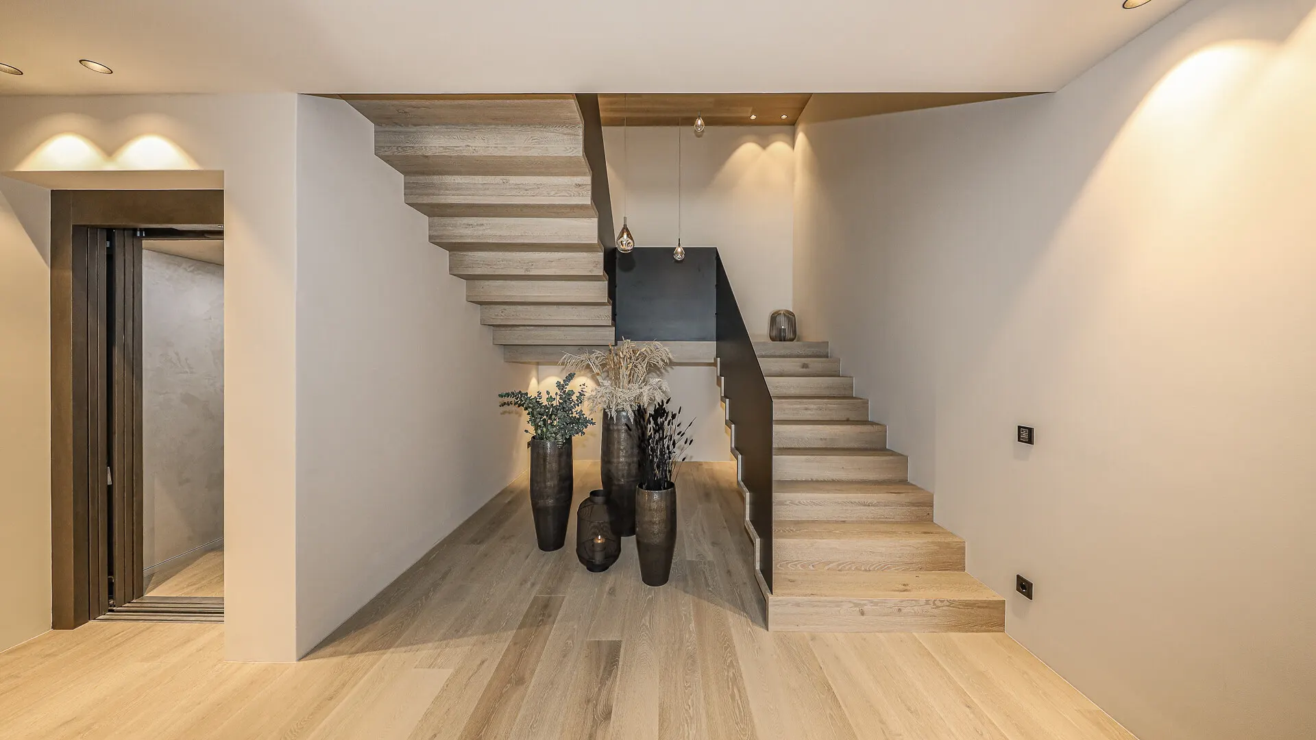 KITZIMMO-Luxusvilla mit Pool in Toplage kaufen - Immobilien Brixen im Thale.