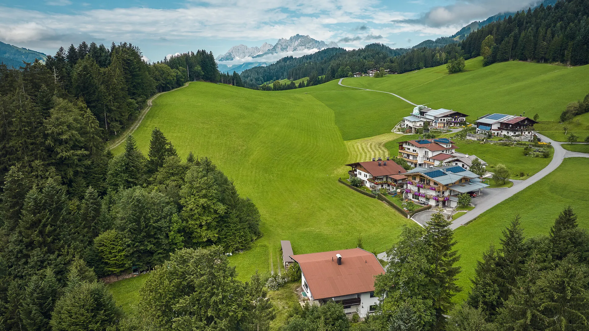 KITZIMMO-Luxusvilla mit Freizeitwohnsitz in Toplage kaufen - Immobilien Fieberbrunn.