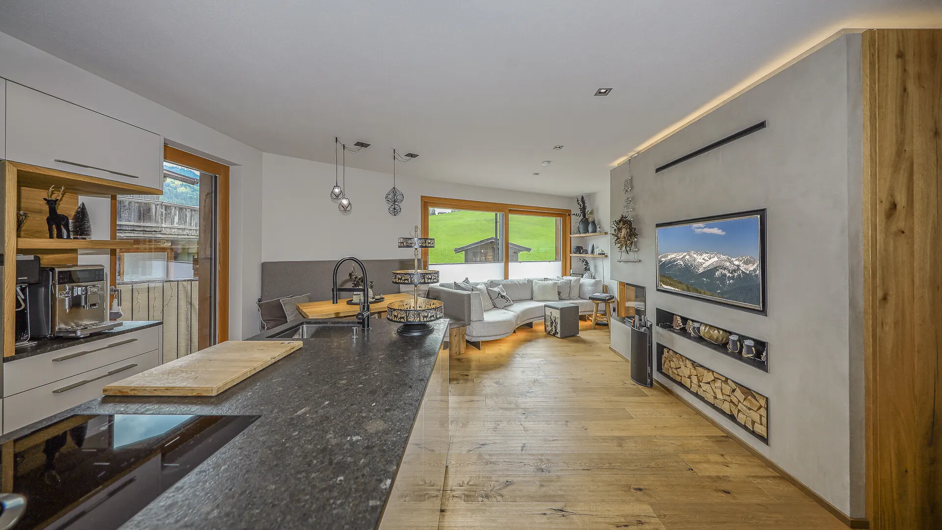 KITZIMMO-Exklusives Ski in / Ski out Apartment in zentraler Lage - Immobilien Kirchberg.-2