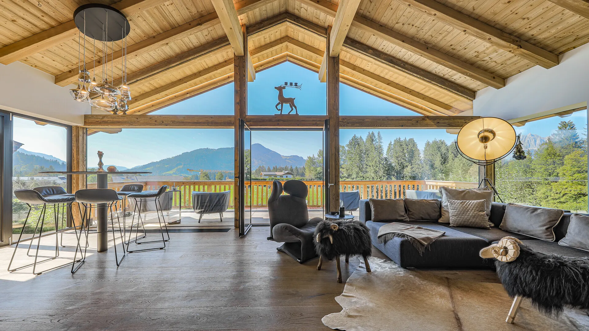 KITZIMMO-Exklusives Chalet am Schwarzsee kaufen - Immobilien Kitzbühel.