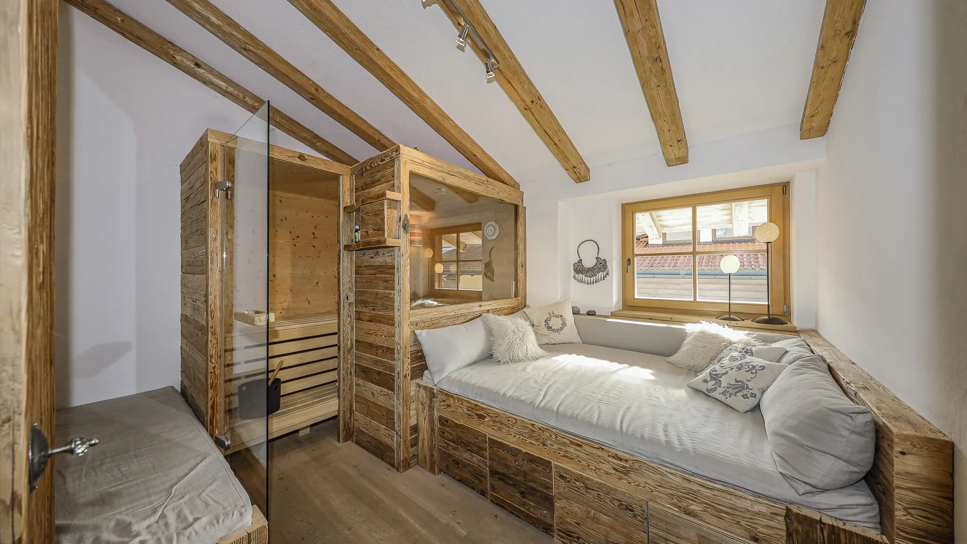 KITZIMMO-Penthouse in sonniger Ruhelage am Fuße des Wilden Kaiser - Immobilien Going.