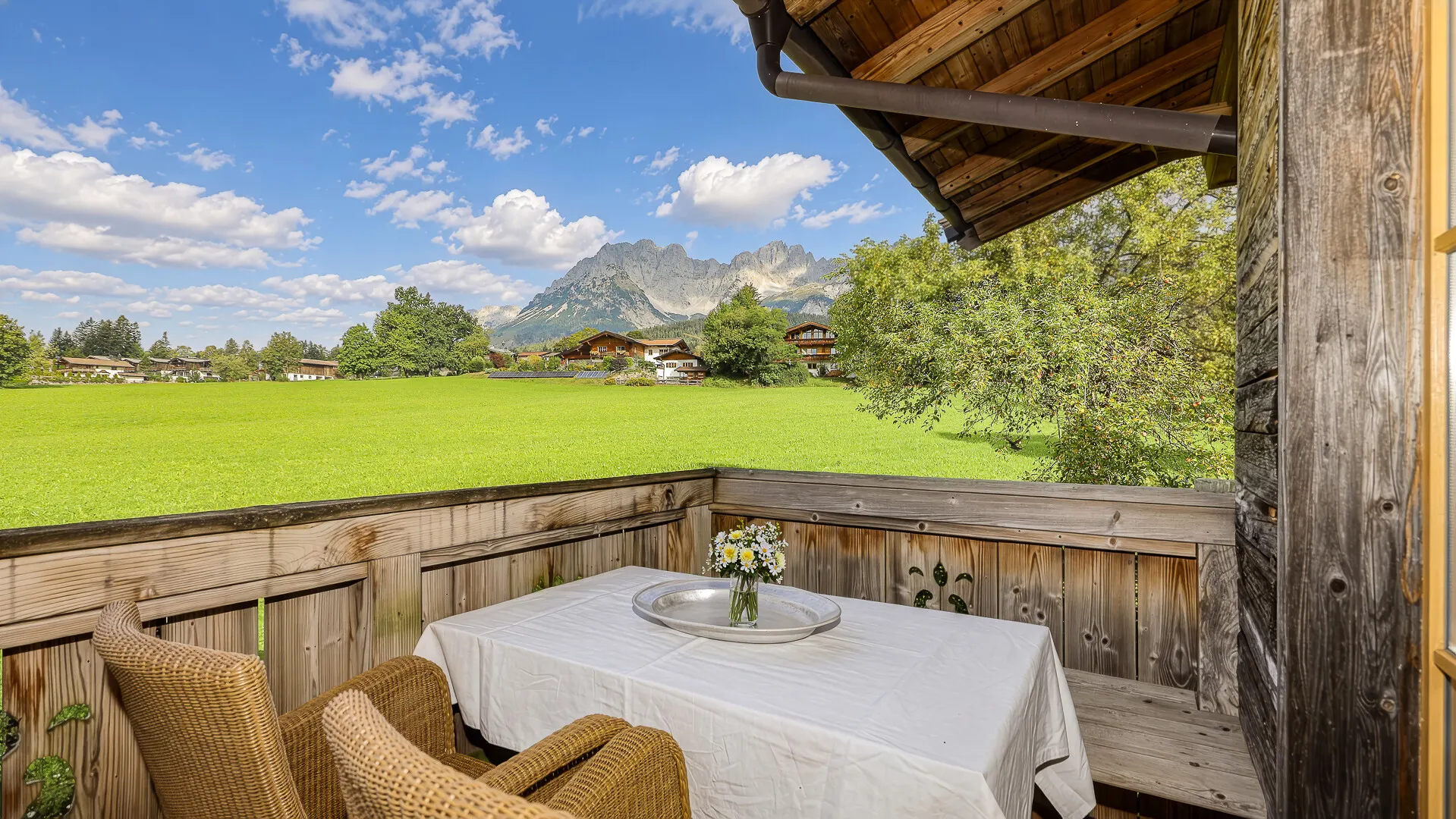 KITZIMMO-Penthouse in sonniger Ruhelage am Fuße des Wilden Kaiser - Immobilien Going.