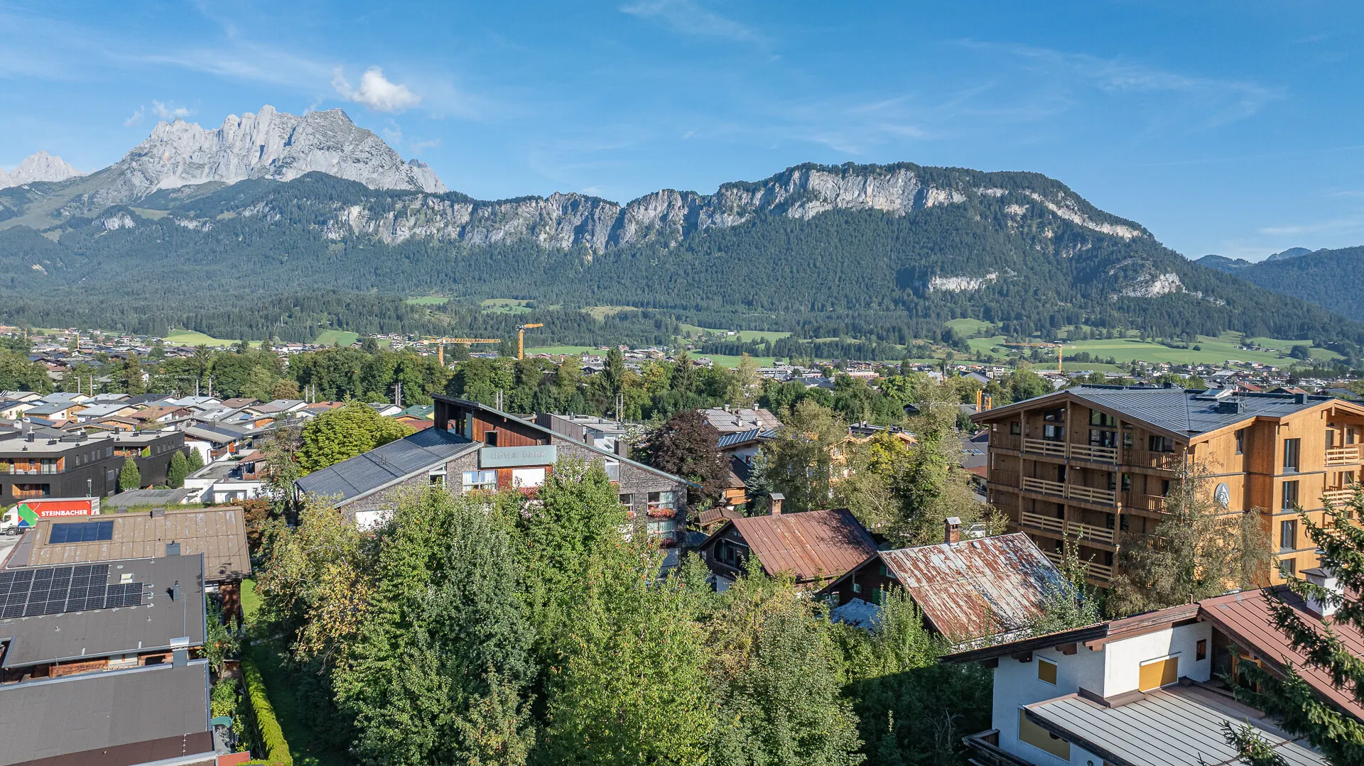 KITZIMMO-Baugrund in zentraler Toplage mit Apparthotel Projektierung - Immobilien St. Johann.