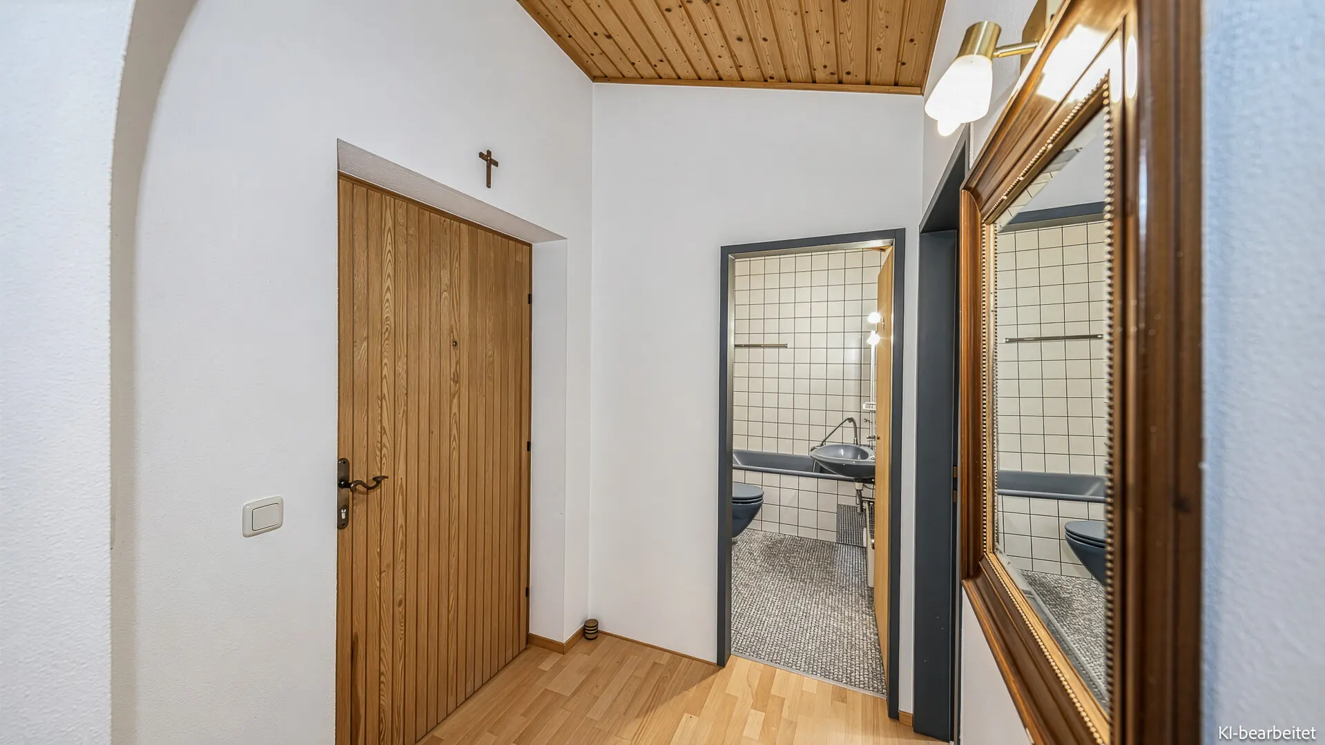 KITZIMMO-Dachgeschosswohnung mit Bergblick kaufen - Immobilien Kitzbühel.-12