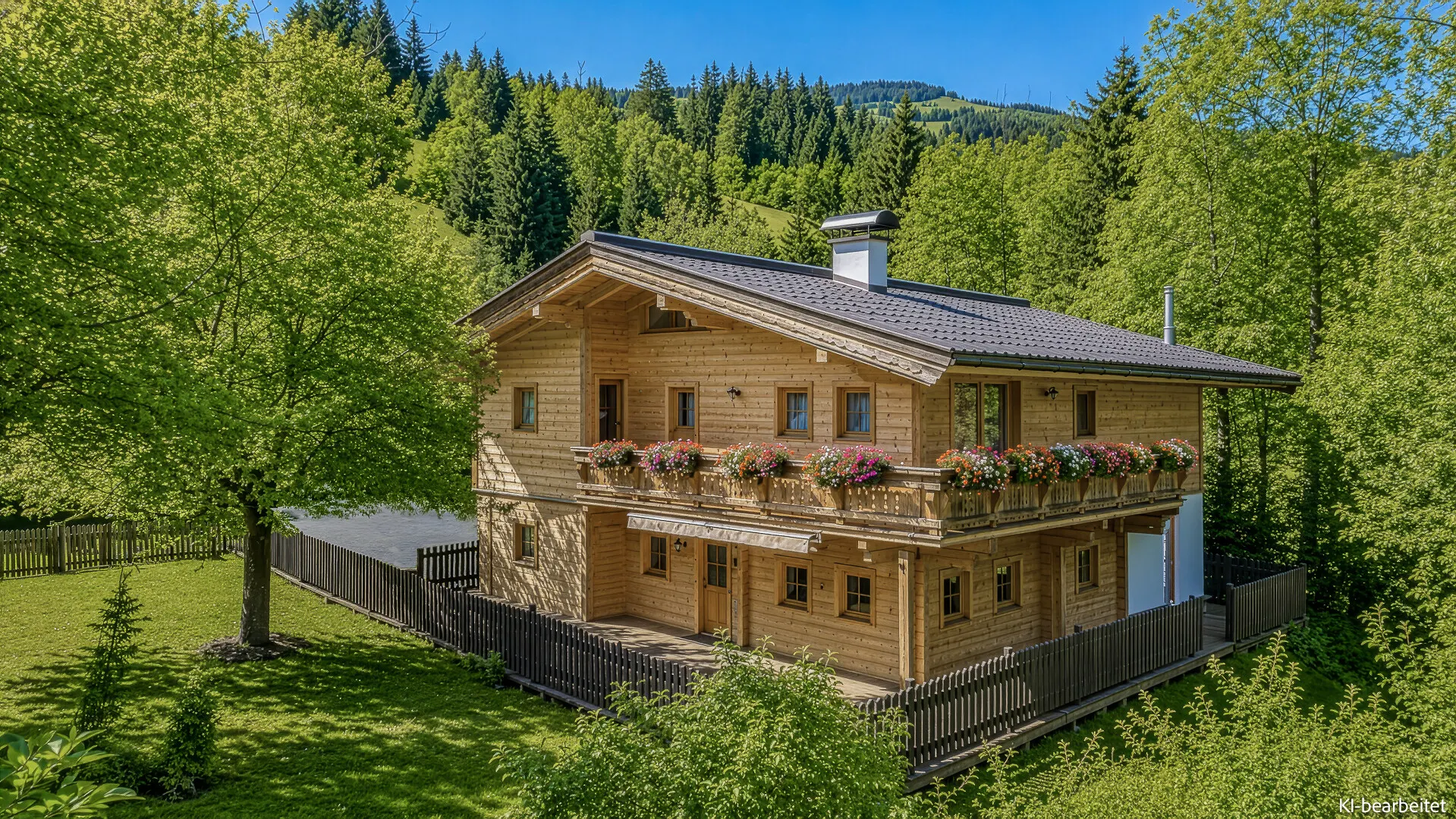 KITZIMMO-Historischen Anwesen mit 3.800 m² Grund in Ruhelage - Immobilien Jochberg.-2-11-1