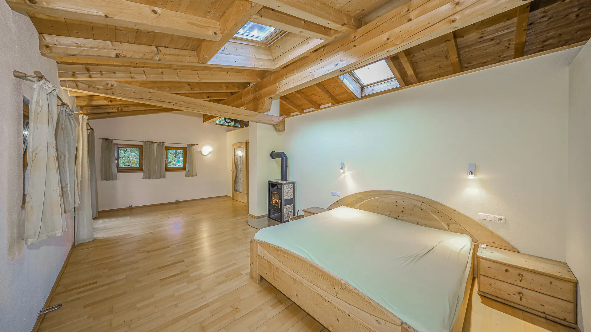 KITZIMMO-Historischen Anwesen mit 3.800 m² Grund in Ruhelage - Immobilien Jochberg.-2-11-16