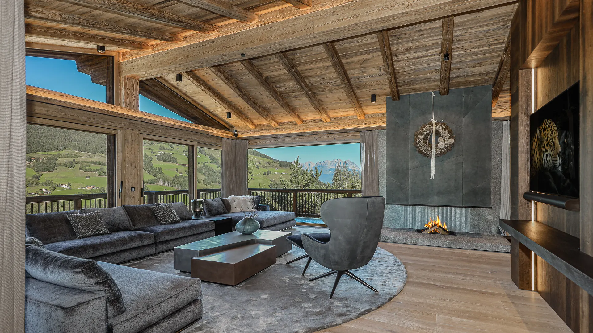 KITZIMMO-Beeindruckende Luxusvilla in sonniger Toplage - Immobilien Jochberg.