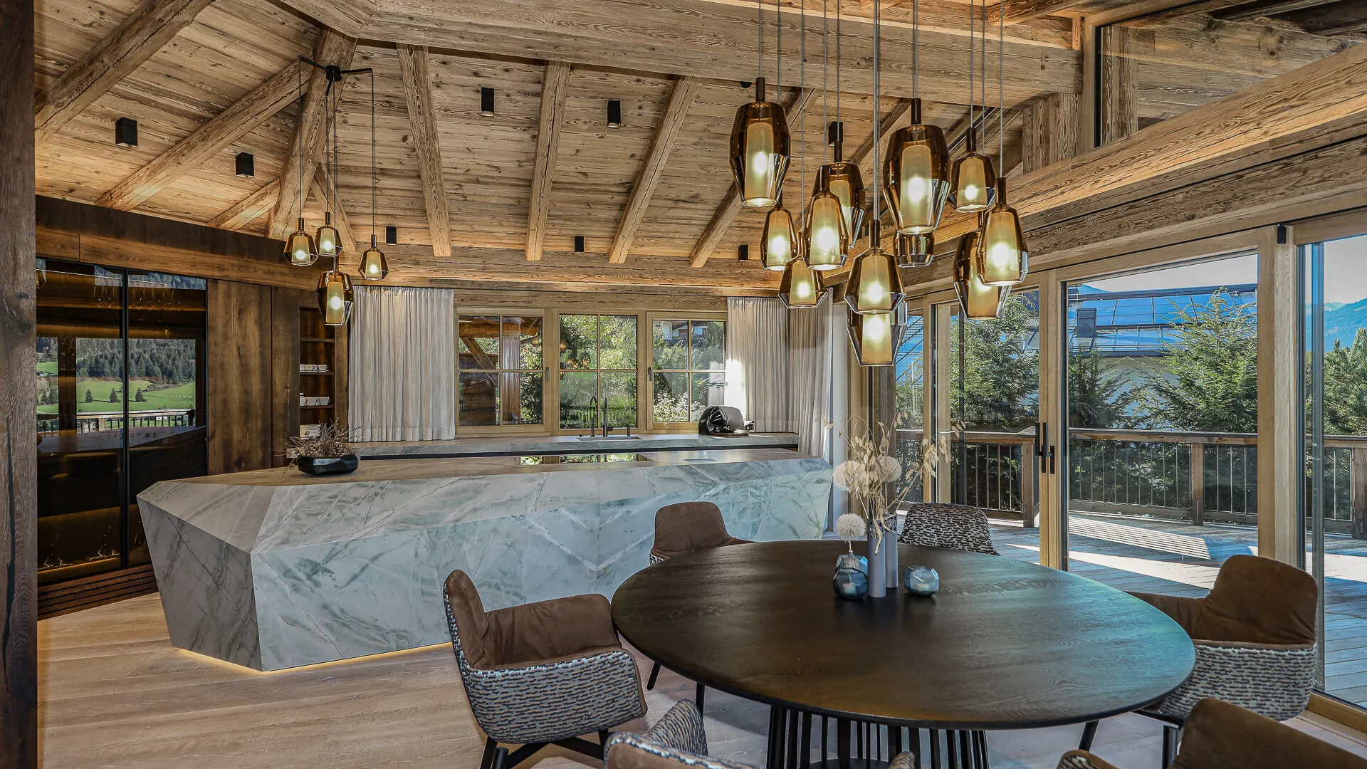 KITZIMMO-Beeindruckende Luxusvilla in sonniger Toplage - Immobilien Jochberg.