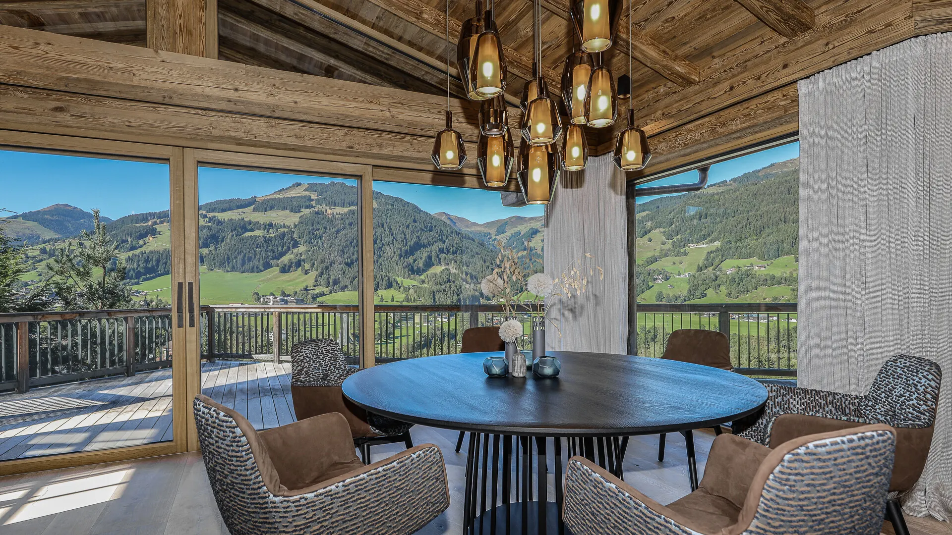 KITZIMMO-Beeindruckende Luxusvilla in sonniger Toplage - Immobilien Jochberg.