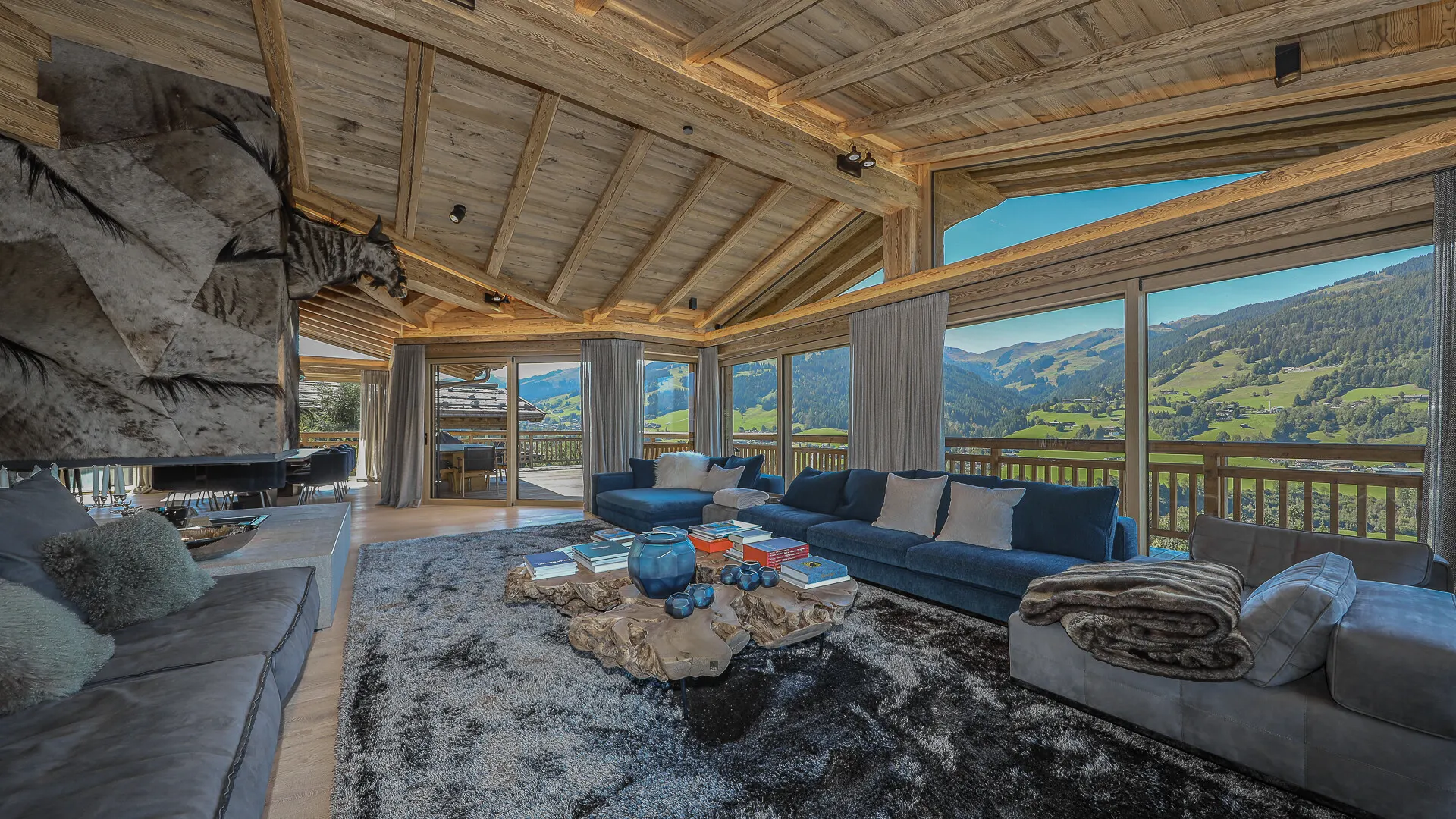 KITZIMMO-Summit View – High-End-Chalet mit endlosem Weitblick - Immobilien Jochberg.