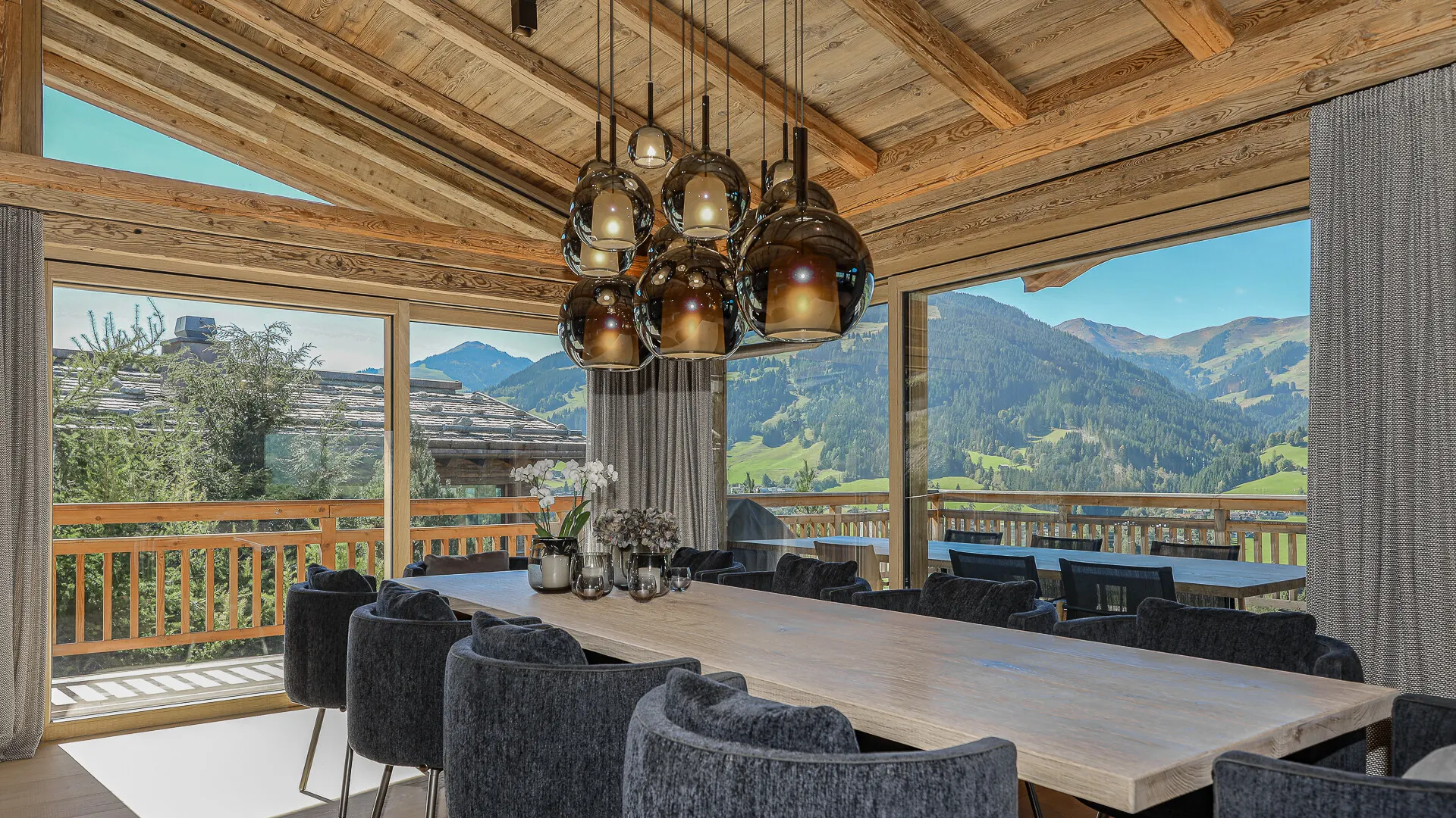 KITZIMMO-Summit View – High-End-Chalet mit endlosem Weitblick - Immobilien Jochberg.