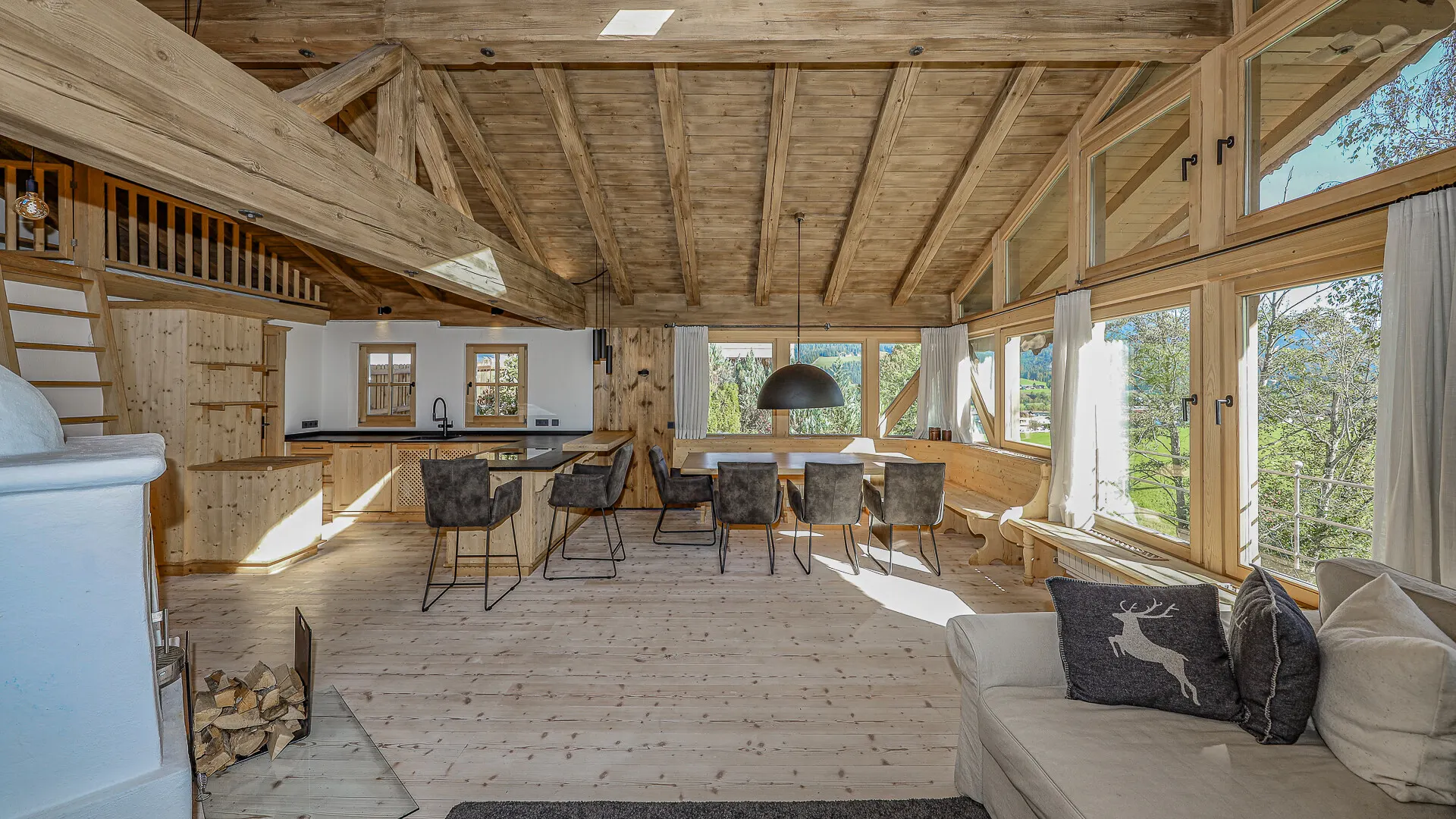 KITZIMMO-Exklusives Ski in / Ski out Chalet mit Kaiserblick - Immobilien Ellmau.