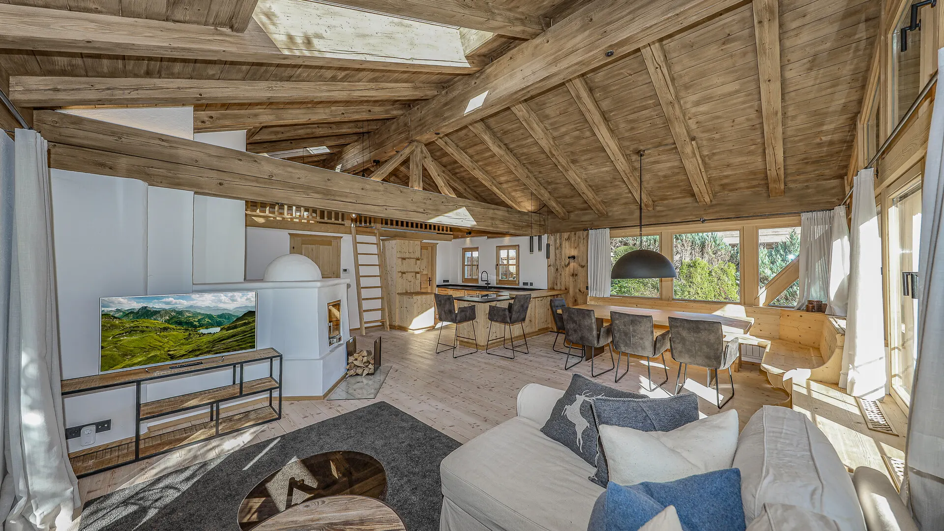KITZIMMO-Exklusives Ski in / Ski out Chalet mit Kaiserblick - Immobilien Ellmau.