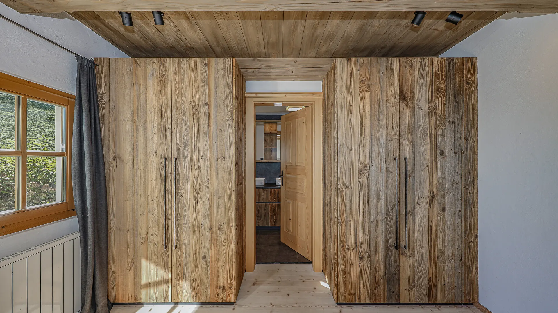 KITZIMMO-Exklusives Ski in / Ski out Chalet mit Kaiserblick - Immobilien Ellmau.