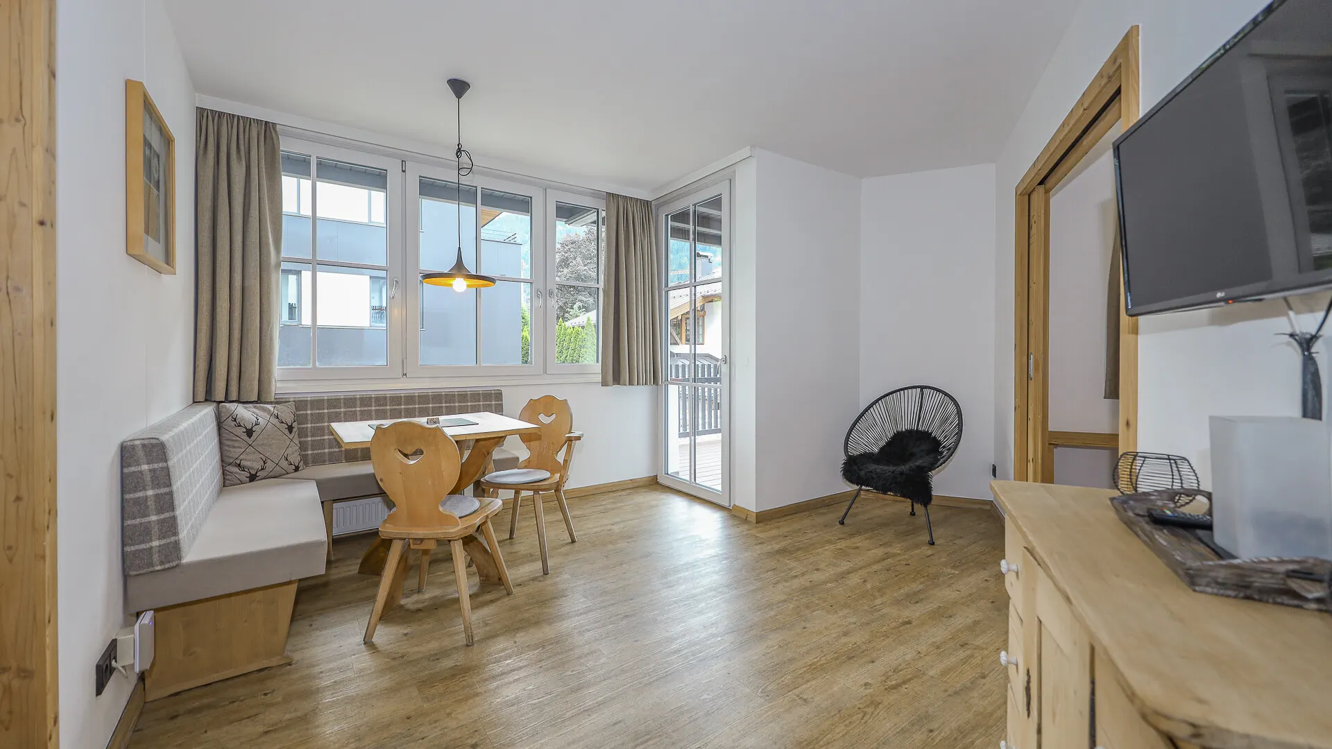 KITZIMMO-Exklusives Apartment mit touristischer Widmung kaufen - Immobilien Kitzbühel.-2