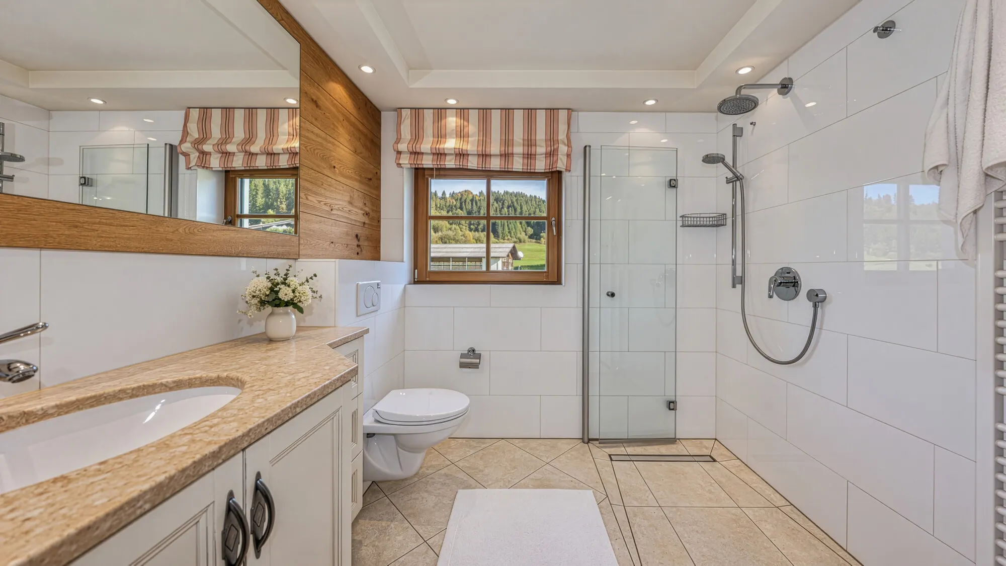 KITZIMMO-Landhaus in Toplage mit Pool - Immobilien Reith bei Kitzbühel.