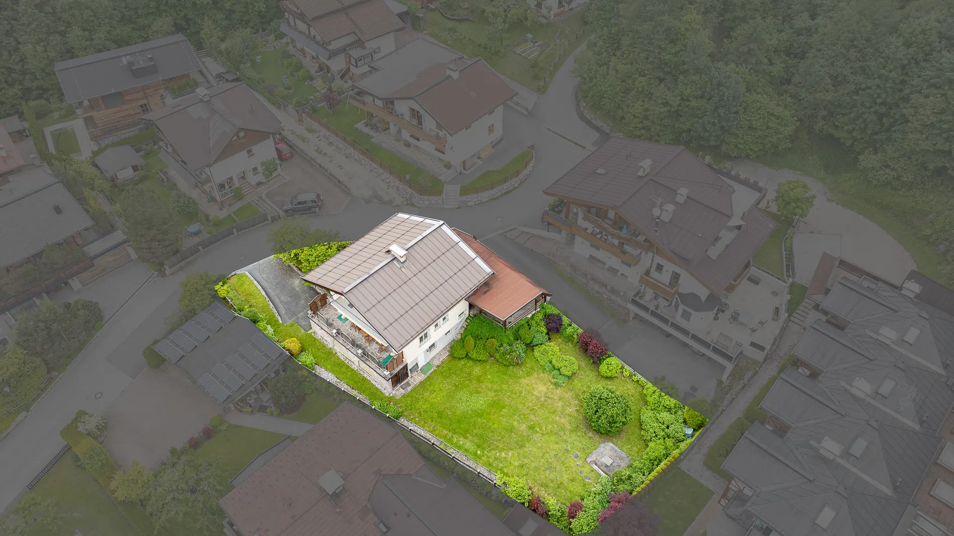KITZIMMO-Baugrundstück mit Altbestand in sonniger Ruhelage kaufen - Immobilien Kirchberg.